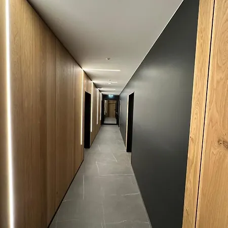 Industrial Vistula Free Parking & Gym Apartment