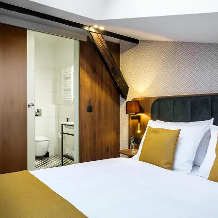 Old Market Aparthotel