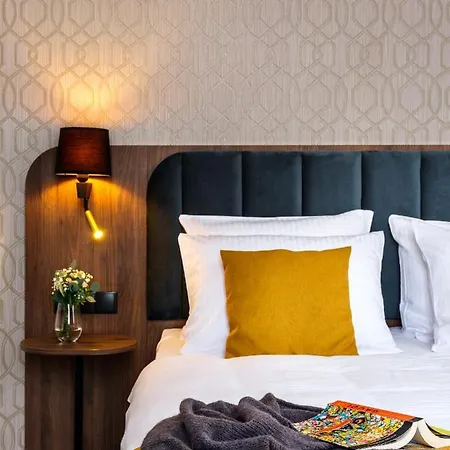 Old Market Aparthotel