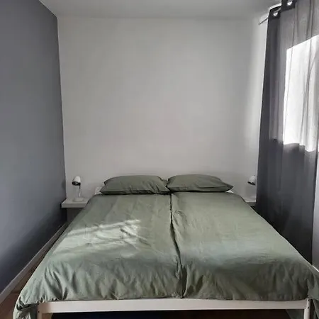 Mieszkanie Na Starym Podgorzu. Apartment Krakow