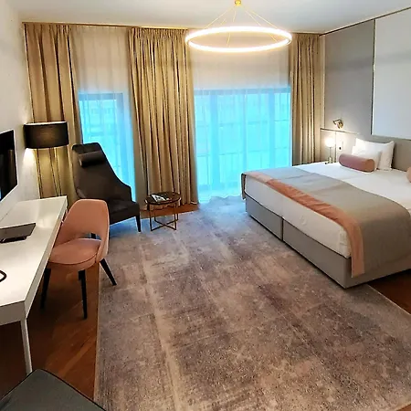 Hotel Ferreus Modern Art Deco Krakov