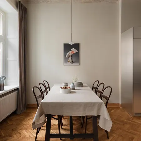 Michalowskiego 11 Appartement