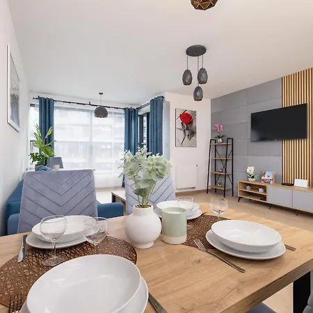 Apartament Dark Blue With Parking And Furnished Balcony In By Renters