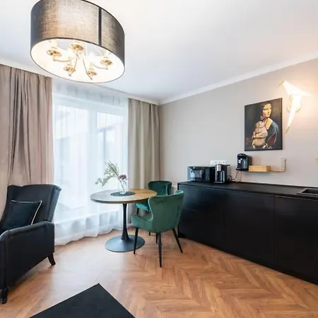 Apartment Plac Bohaterow Getta *