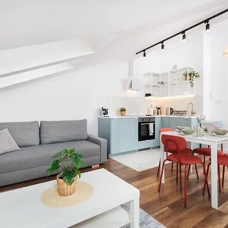 Trailside - By Upstairs Apartamento *