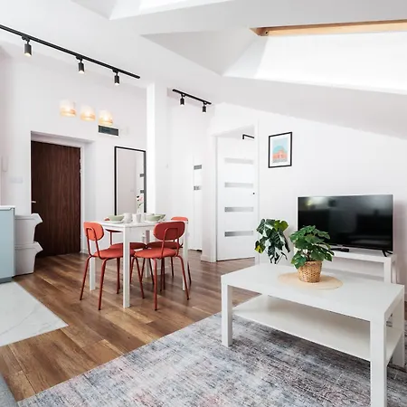 Trailside - By Upstairs Apartamento *