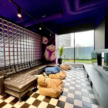 Chillout Dorm Cracow *