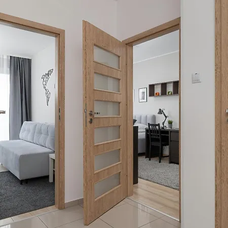 Apartment Podgorze Air-conditioned Family With Parking By Renters