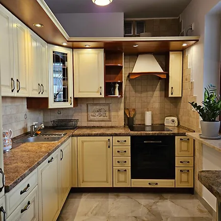 아파트 Bulwary Wislane Ludwinowska Przy Forum By Renters *