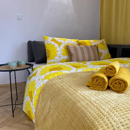 Apartment Sunflower Studio Skawinska *