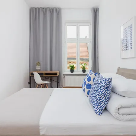 Two Bedroom - Sarego 28 Street *