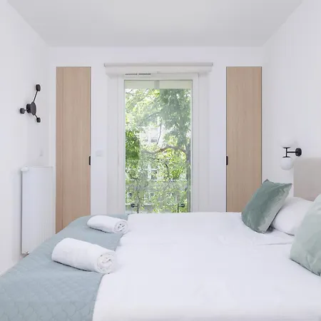 Apartment Krowoderska With Balcony Near Center By Rent Like
