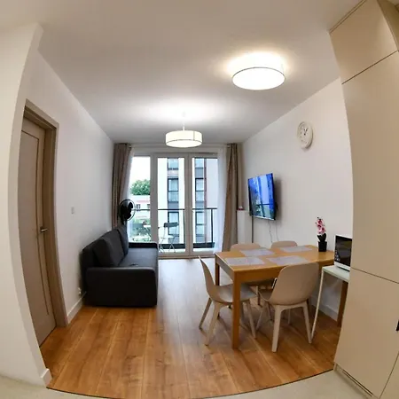 Elegant Two-room Apartment, Center, Balcony ,sleeps 4 Apartment *