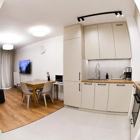 Elegant Two-room Apartment, Center, Balcony ,sleeps 4 Krakow