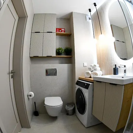 Elegant Two-room Apartment, Center, Balcony ,sleeps 4 Krakow