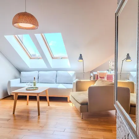 Apartment Castle View - Spacious - By Rentujemy