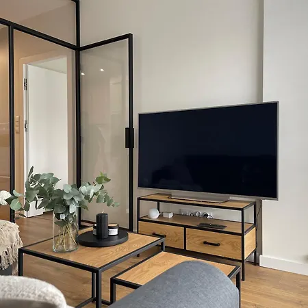 Na Krowodrzy Apartment *