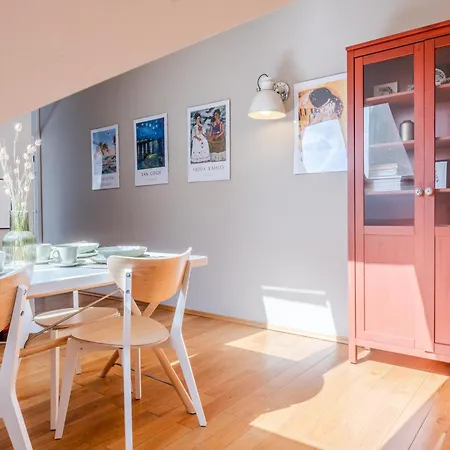 Castle View - Spacious - By Rentujemy Apartment *