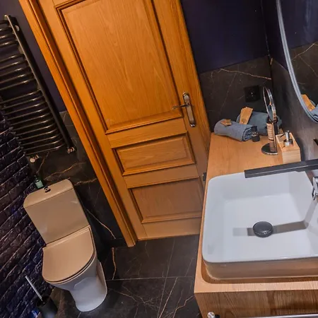 Castle View - Spacious - By Rentujemy Apartment Krakow