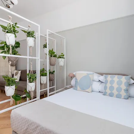2 - Bedroom With Balcony - Rejtana 10 Apartment *