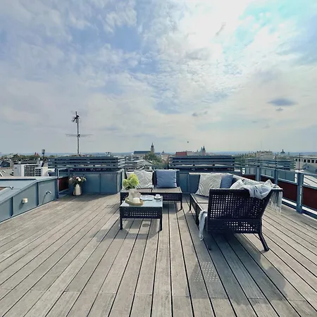 Penthouse Skyline - Loftaffair Apartment *