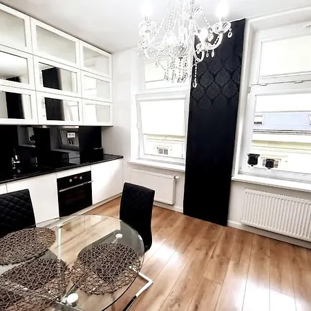 Old Town - Traugutta Street Apartment