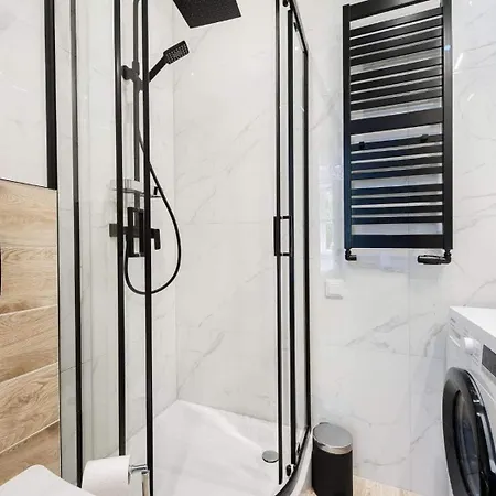 Malila Premium Cracow Center Rtm Zbigniewa Dunin Wasowicza 4 *