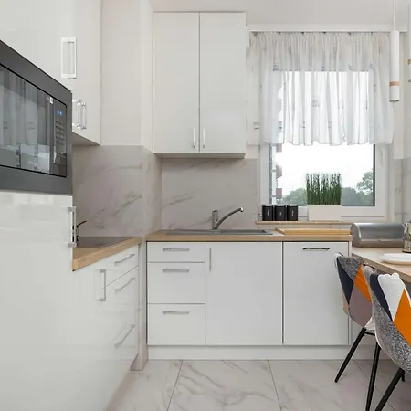 Apartment Cozy Laszkiewicza With Parking By Renters Krakow