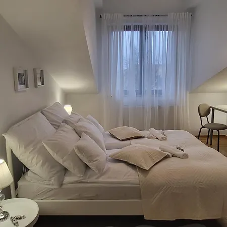 Kochanowskiego 12 * Krakow