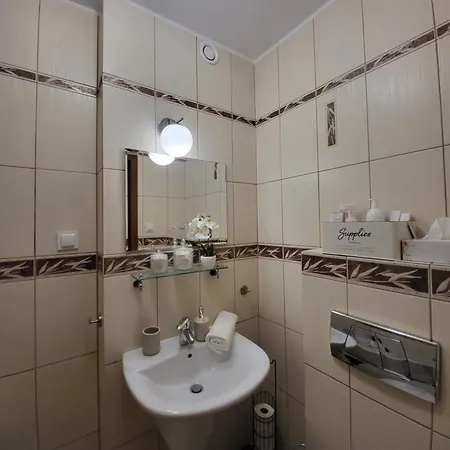 Kochanowskiego 12 Apartment