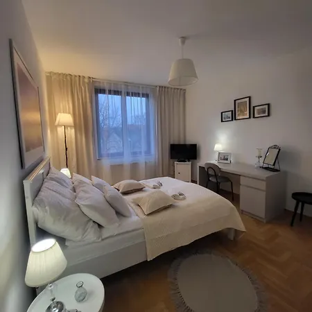 Kochanowskiego 12 * Krakow