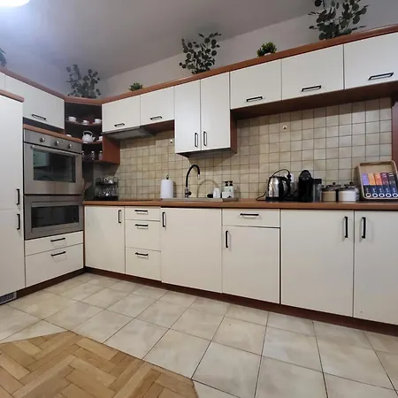 Apartment Kochanowskiego 12 Krakow