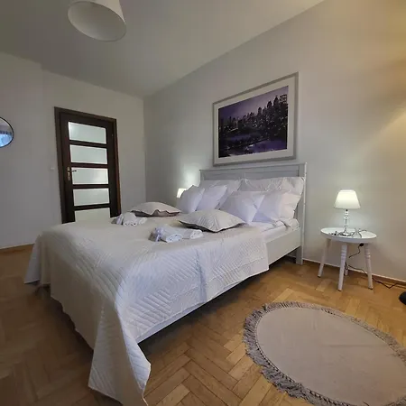 Kochanowskiego 12 Apartment Krakow