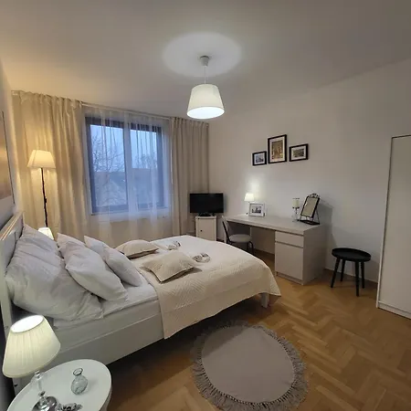 Kochanowskiego 12 Apartment Krakow