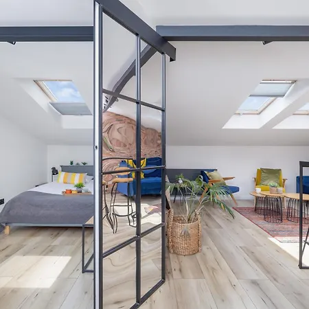 Apartmán Jasny Klimatyzowany Na Krakowskim Kazimierzu By Rent Like *