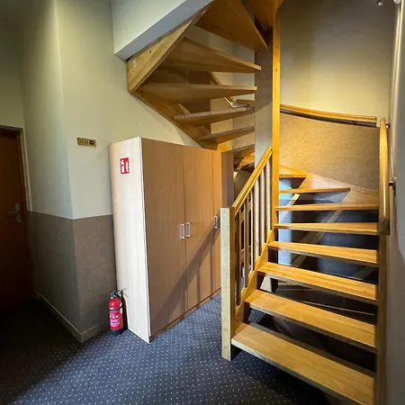 Iris Apartmanhotel *