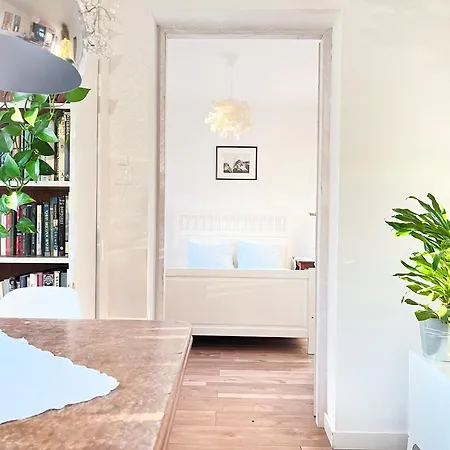 Large 74m2 For 6 Guests With 3 Bedrooms Apartament