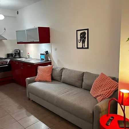 Golden With Lift - Old Town Appartement *
