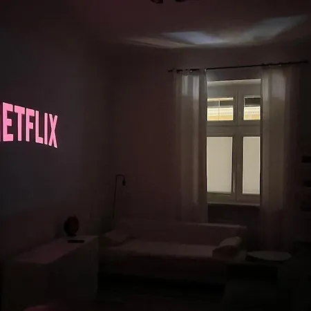 Apartament Cinema With A View Of Old Town Kraków