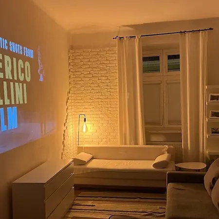 Apartament Cinema With A View Of Old Town