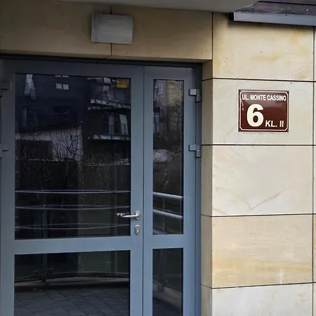 Gold Blisko Wawelu Apartment Krakow