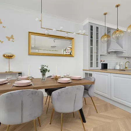Dwupoziomowy W Krakowie Z Sauna, Jacuzzi, Parkingiem I Tarasem By Renters Prestige Apartment