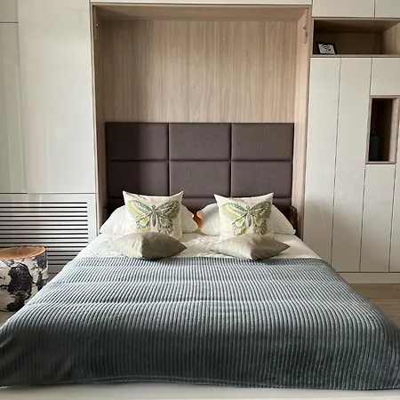 Appartement Cubicle 52 Terrace & Free Parking *