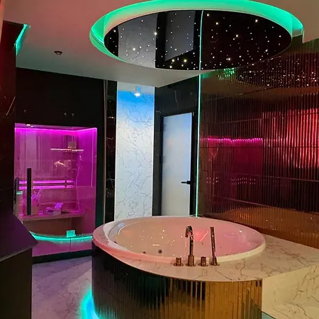 Jacuzzi Glass-House Wislane Tarasy With Sauna And Parking Krakau
