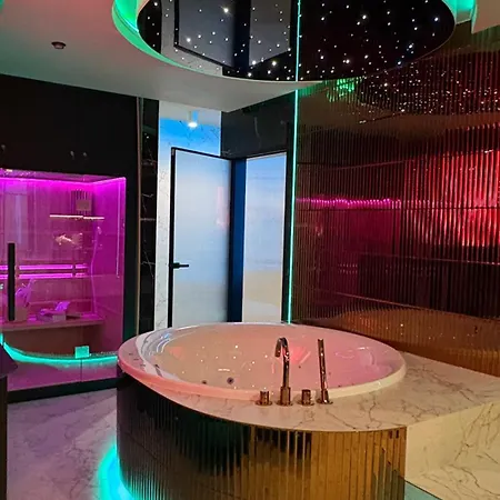 Jacuzzi Glass-House Wislane Tarasy With Sauna And Parking Appartement Krakau