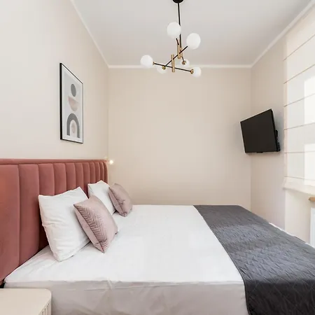 Apart Otel Wawel - Old Town 3*