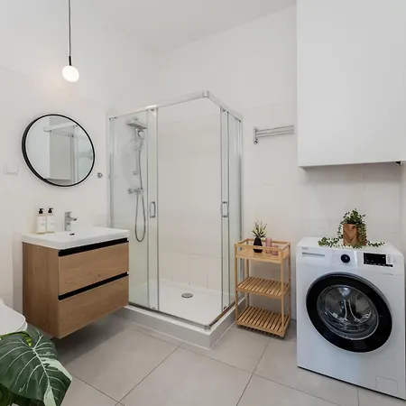 Malila Premium Cracow Rynek Debnicki 8 * Cracovia