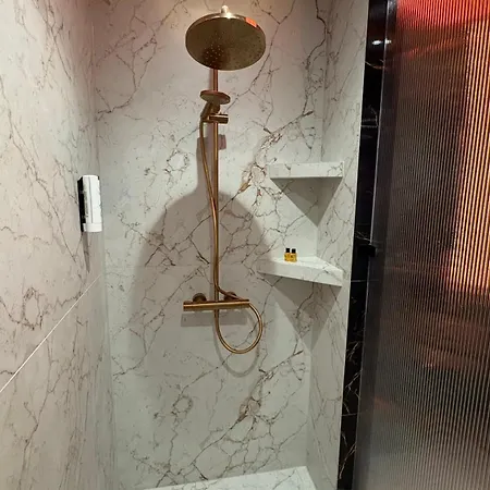Jacuzzi Glass-House Wislane Tarasy With Sauna And Parking Appartement Krakau