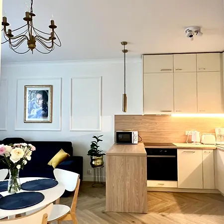 Apartment Atrium - Old Town Luxury - By Upstairs Krakow