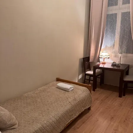 Enios Zwierzyniecka 6 Hostel Krakkó